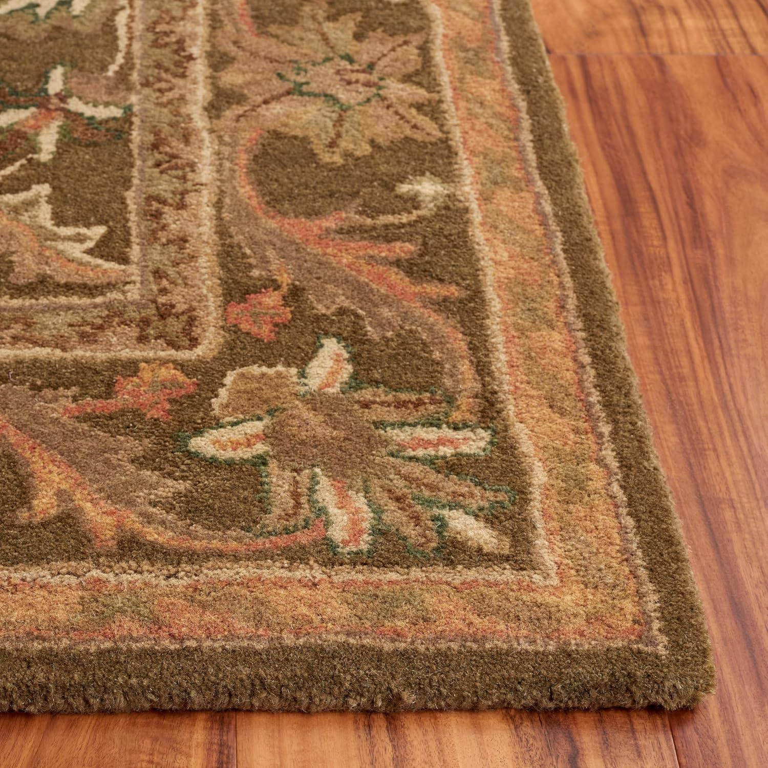 SAFAVIEH Antiquity Collection Accent Rug - 2'3" x 4', Olive & Gold, Handmade Traditional Oriental Wool, Ideal for High Traffic Areas in Entryway, Living Room, Bedroom (AT52A) - Image 3